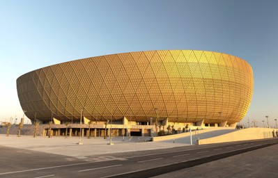 Fly privately to Qatar