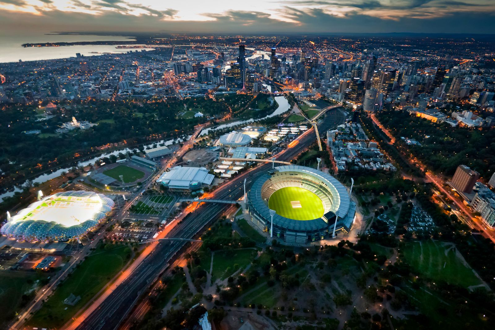 Melbourne aerial skyline