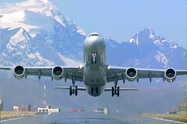 Airbus A340 Takeoff